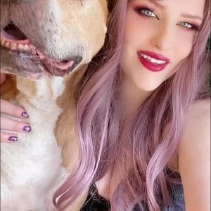 Robyn Ashley